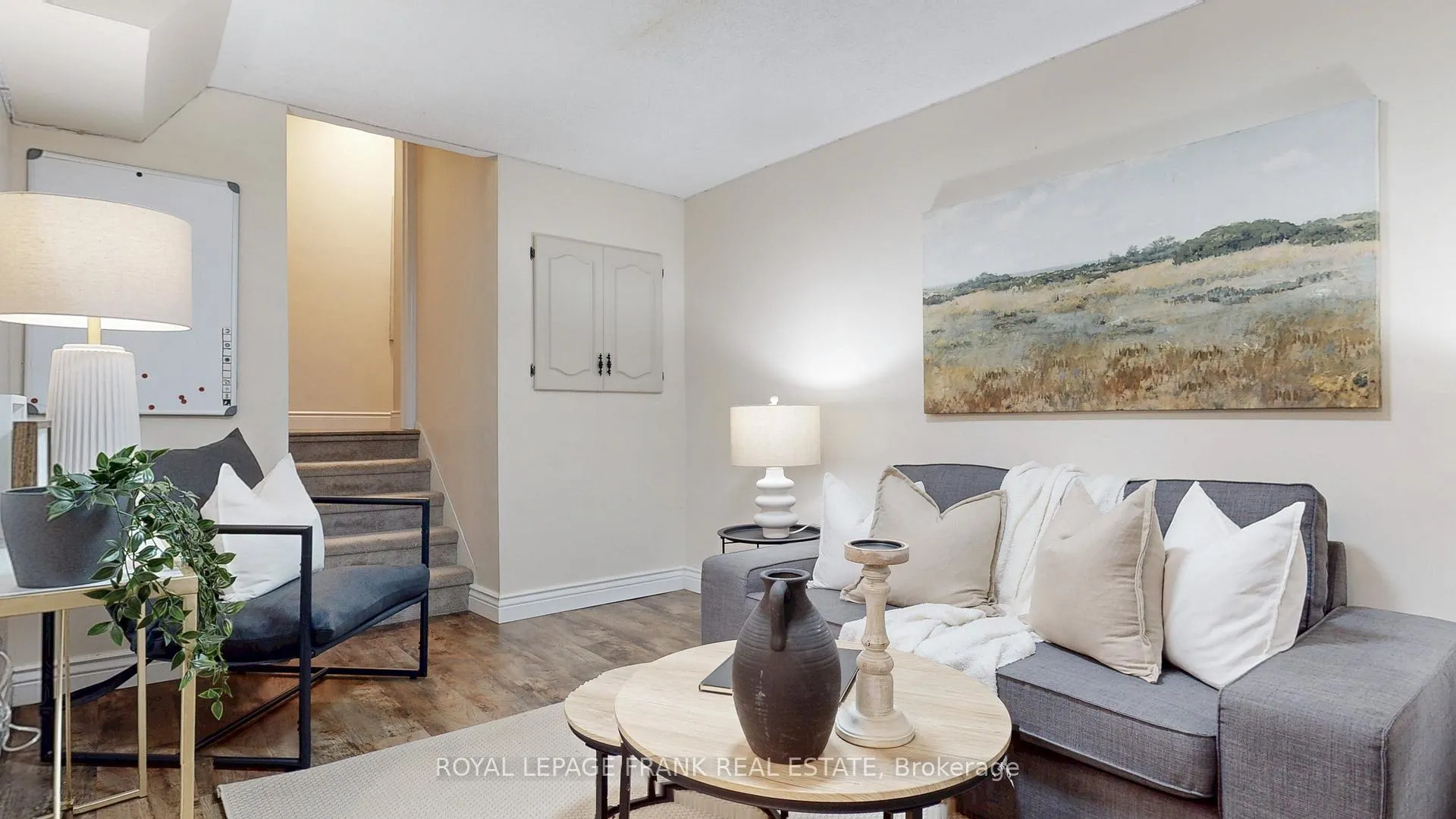 Photo 19 of 732 Annapolis Avenue, Oshawa, McLaughlin — HOMEH