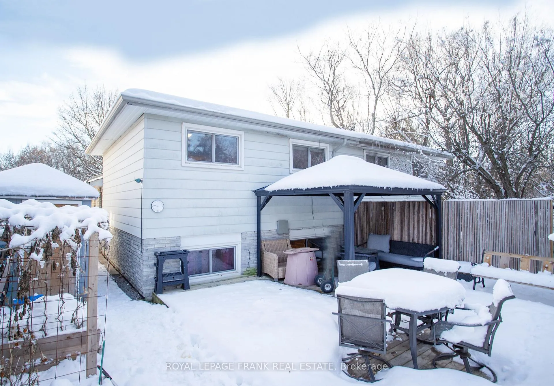 Photo 26 of 732 Annapolis Avenue, Oshawa, McLaughlin — HOMEH