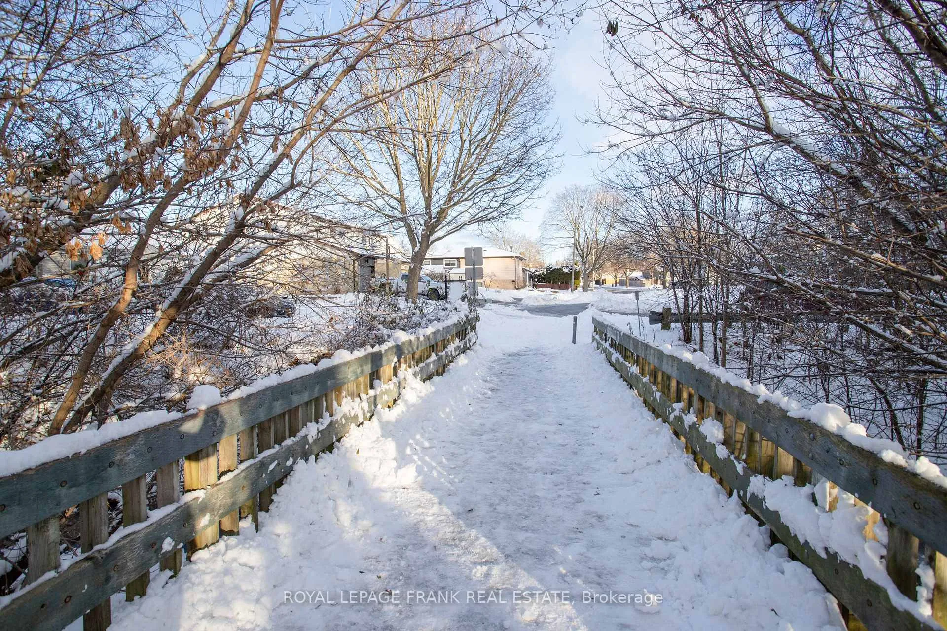 Photo 31 of 732 Annapolis Avenue, Oshawa, McLaughlin — HOMEH