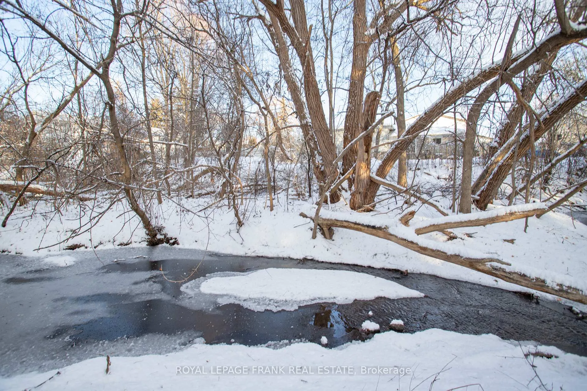 Photo 32 of 732 Annapolis Avenue, Oshawa, McLaughlin — HOMEH