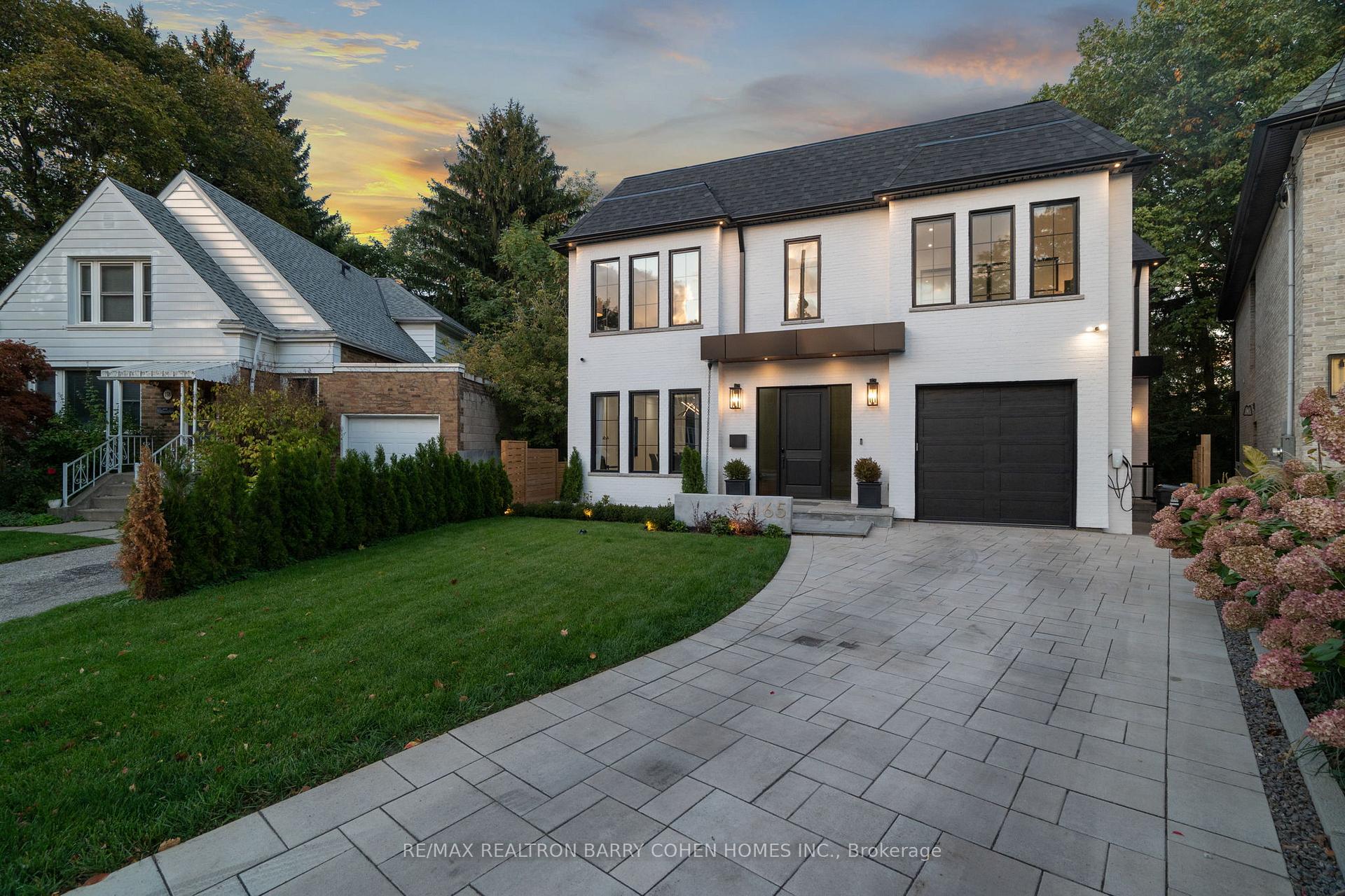Front of 165 Leacrest Road
