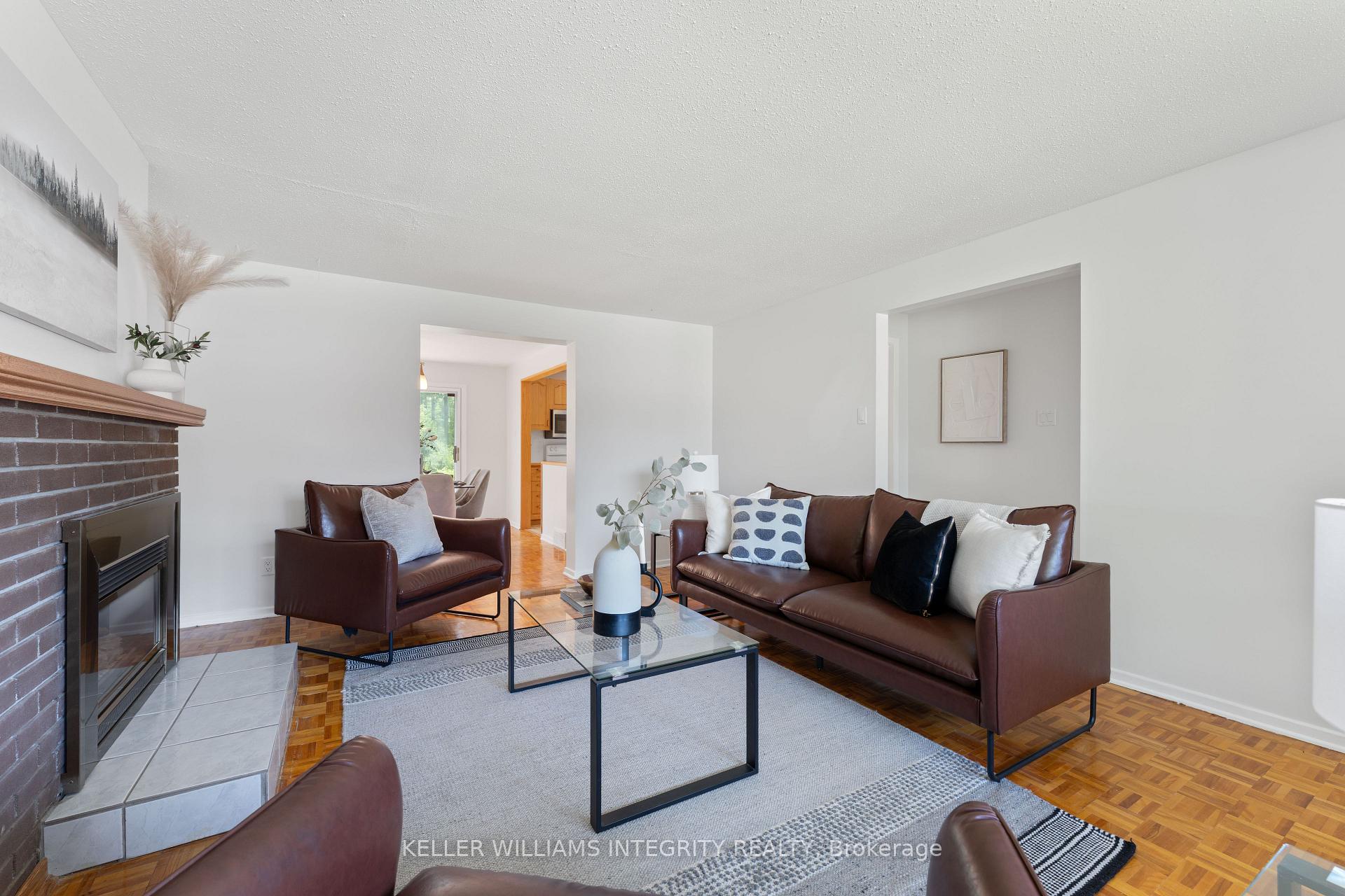 Photo 3 of 75 Downsview Crescent, Ottawa, Tanglewood — HOMEH