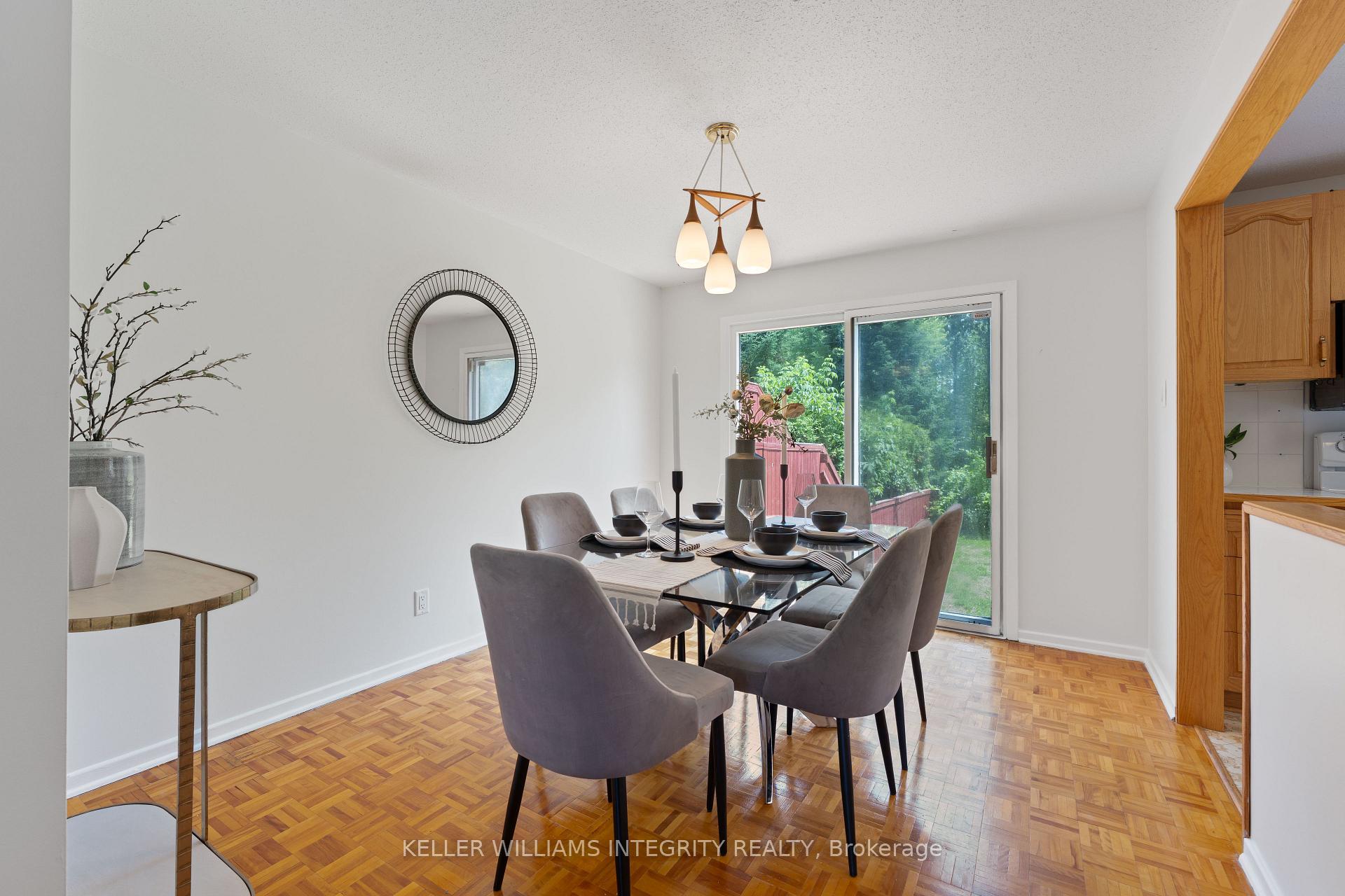 Photo 4 of 75 Downsview Crescent, Ottawa, Tanglewood — HOMEH
