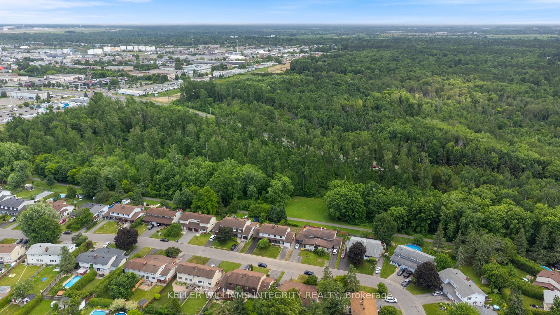Photo 27 of 75 Downsview Crescent, Ottawa, Tanglewood — HOMEH