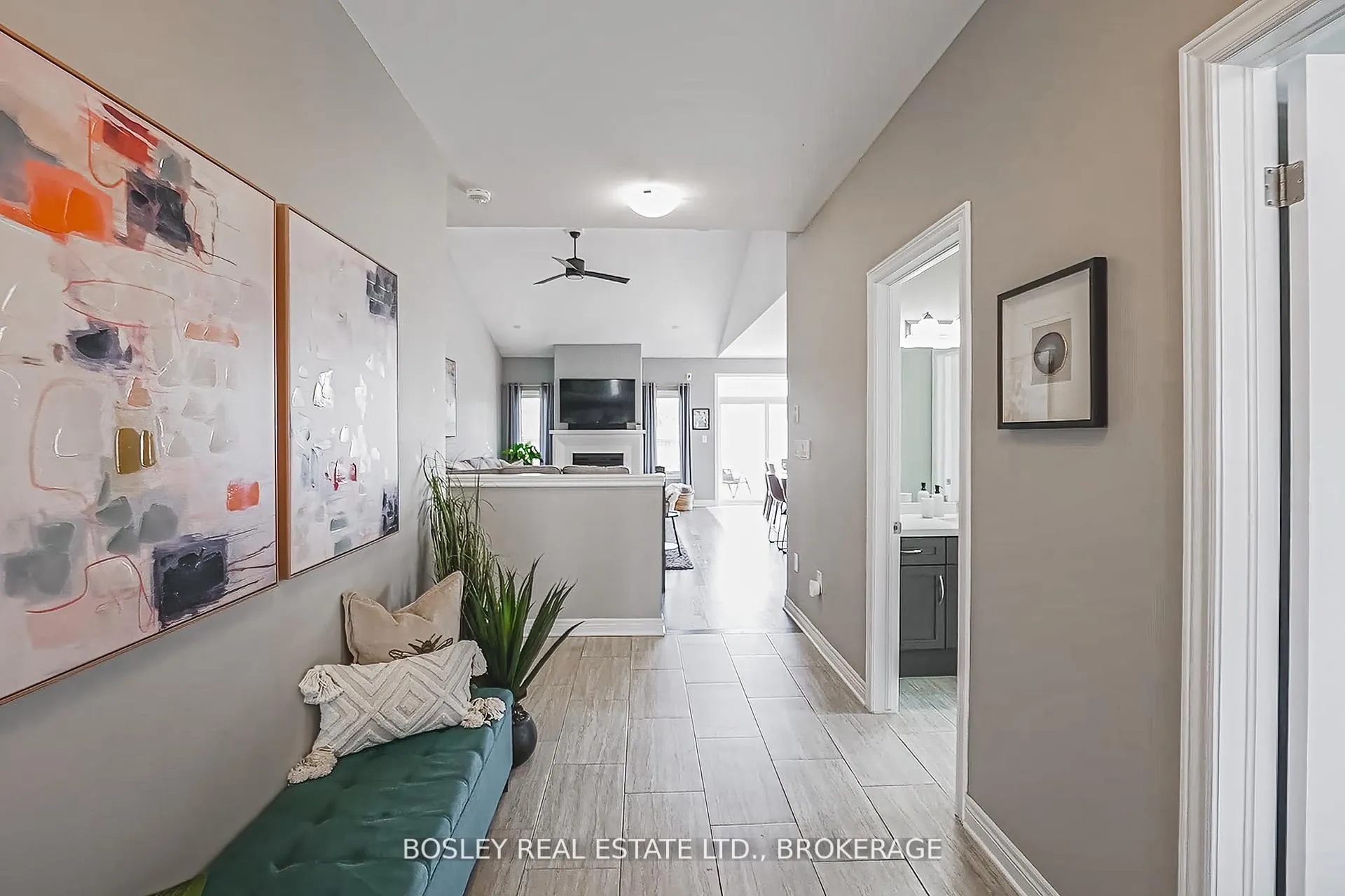 Photo 5 of 14 Cinnamon Street, Thorold, Rolling Meadows — HOMEH