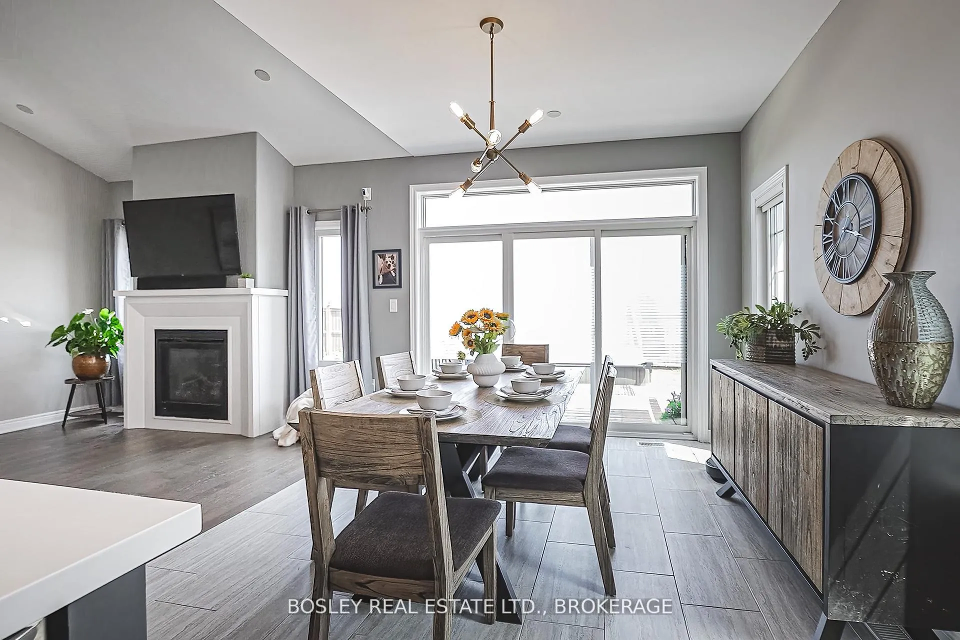 Photo 11 of 14 Cinnamon Street, Thorold, Rolling Meadows — HOMEH