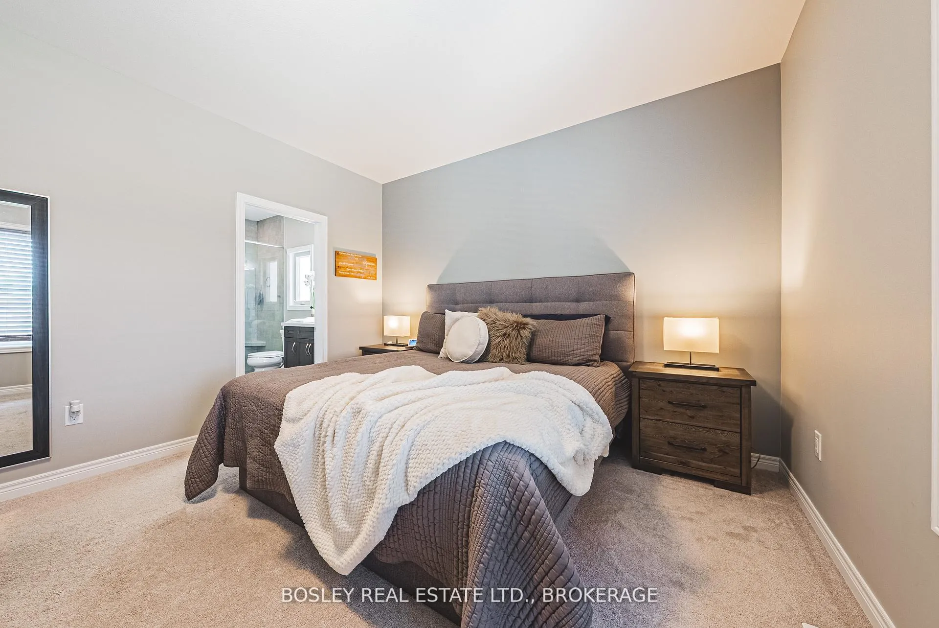 Photo 21 of 14 Cinnamon Street, Thorold, Rolling Meadows — HOMEH