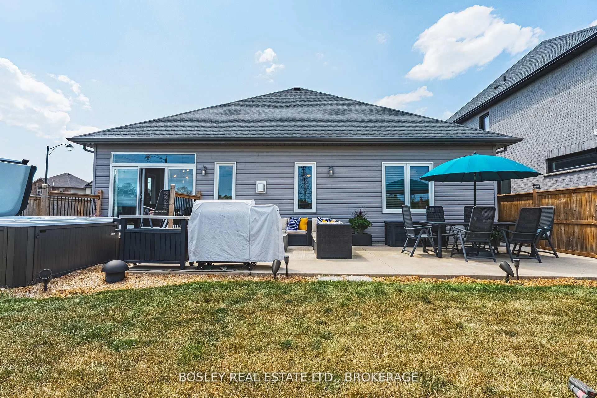 Photo 37 of 14 Cinnamon Street, Thorold, Rolling Meadows — HOMEH