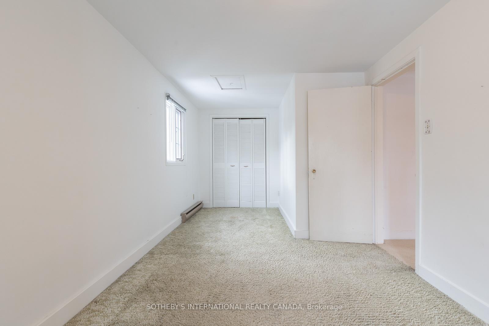 Photo 16 of 24 Douglas Crescent, Toronto, Leaside — HOMEH