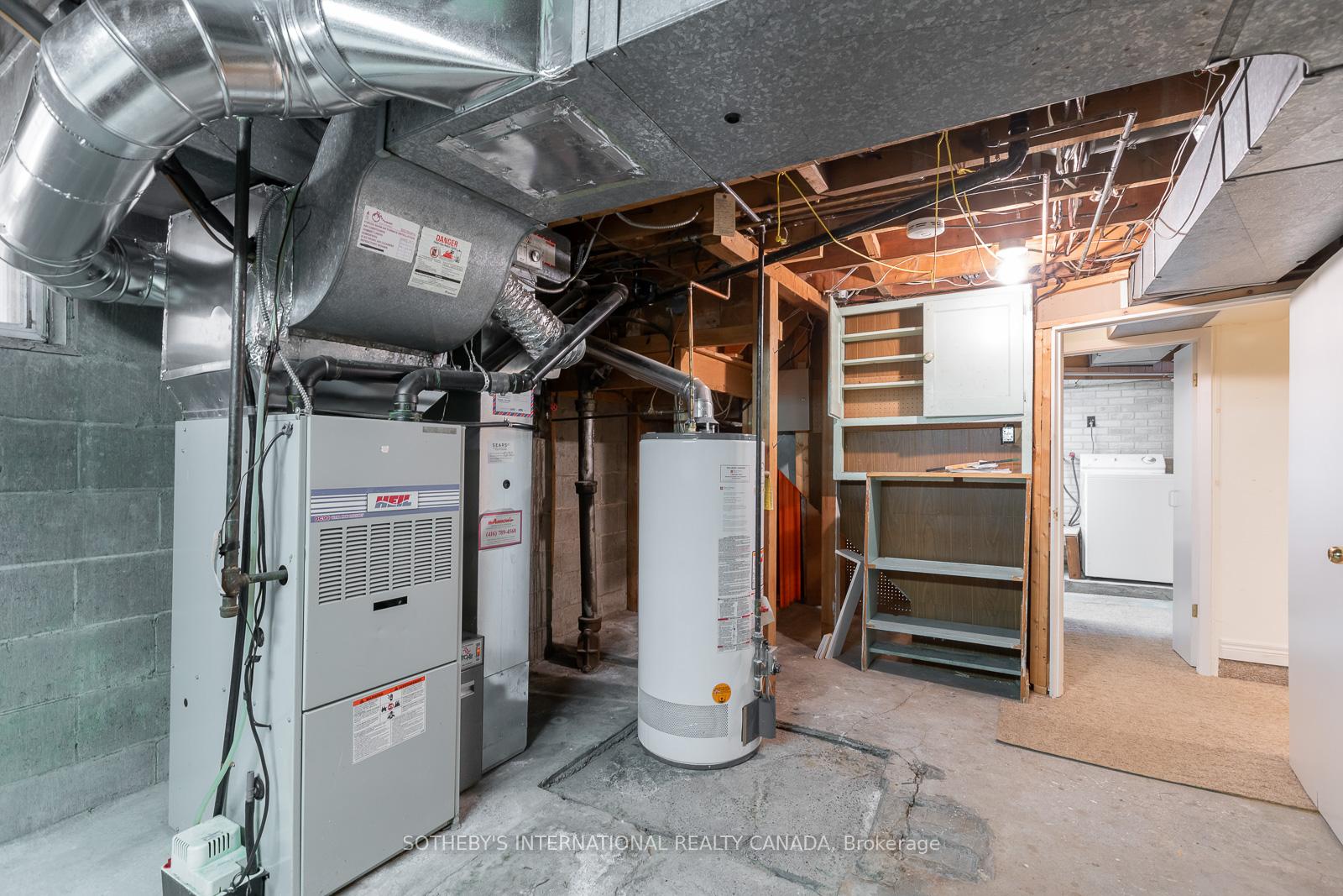 Photo 36 of 24 Douglas Crescent, Toronto, Leaside — HOMEH