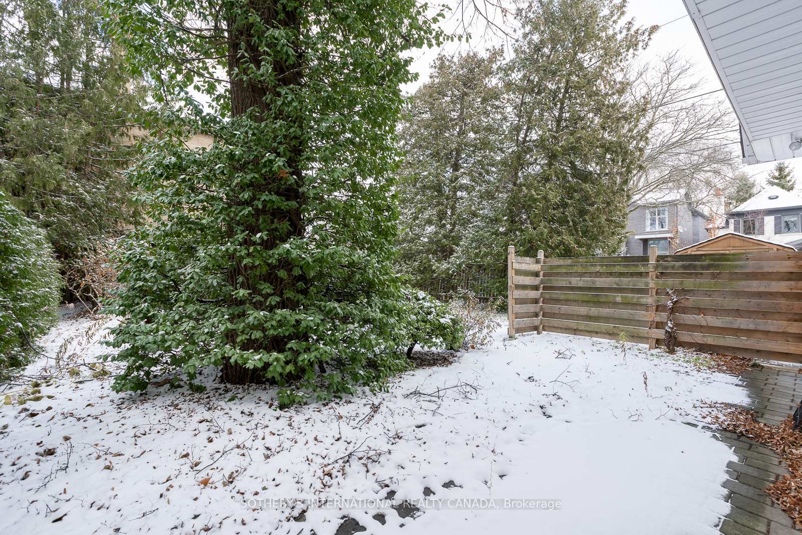 Photo 37 of 24 Douglas Crescent, Toronto, Leaside — HOMEH
