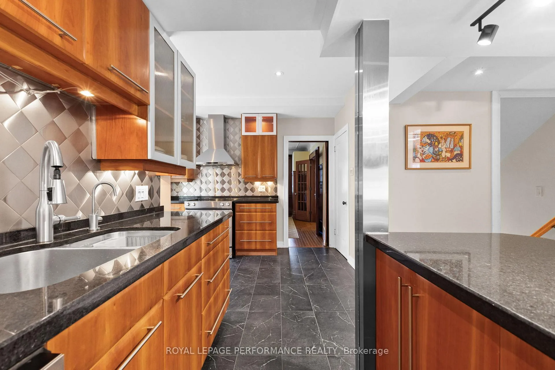 Photo 19 of 345 Third Avenue, Ottawa, Glebe — HOMEH