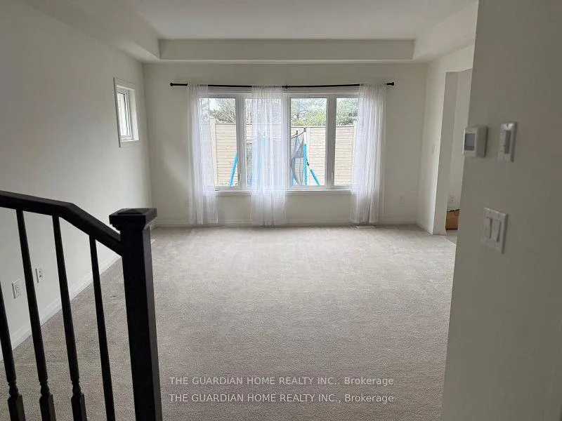 Photo 5 of 71 Bur Oak Drive, Thorold, Confederation Heights — HOMEH