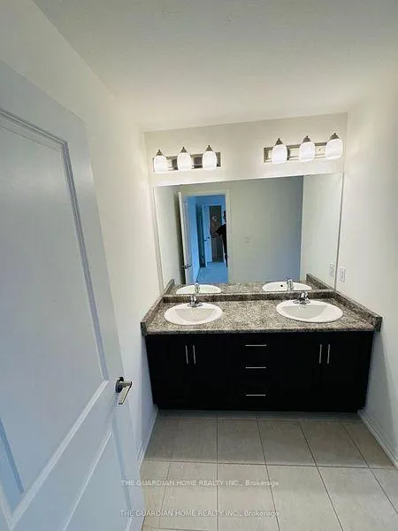 Photo 10 of 71 Bur Oak Drive, Thorold, Confederation Heights — HOMEH