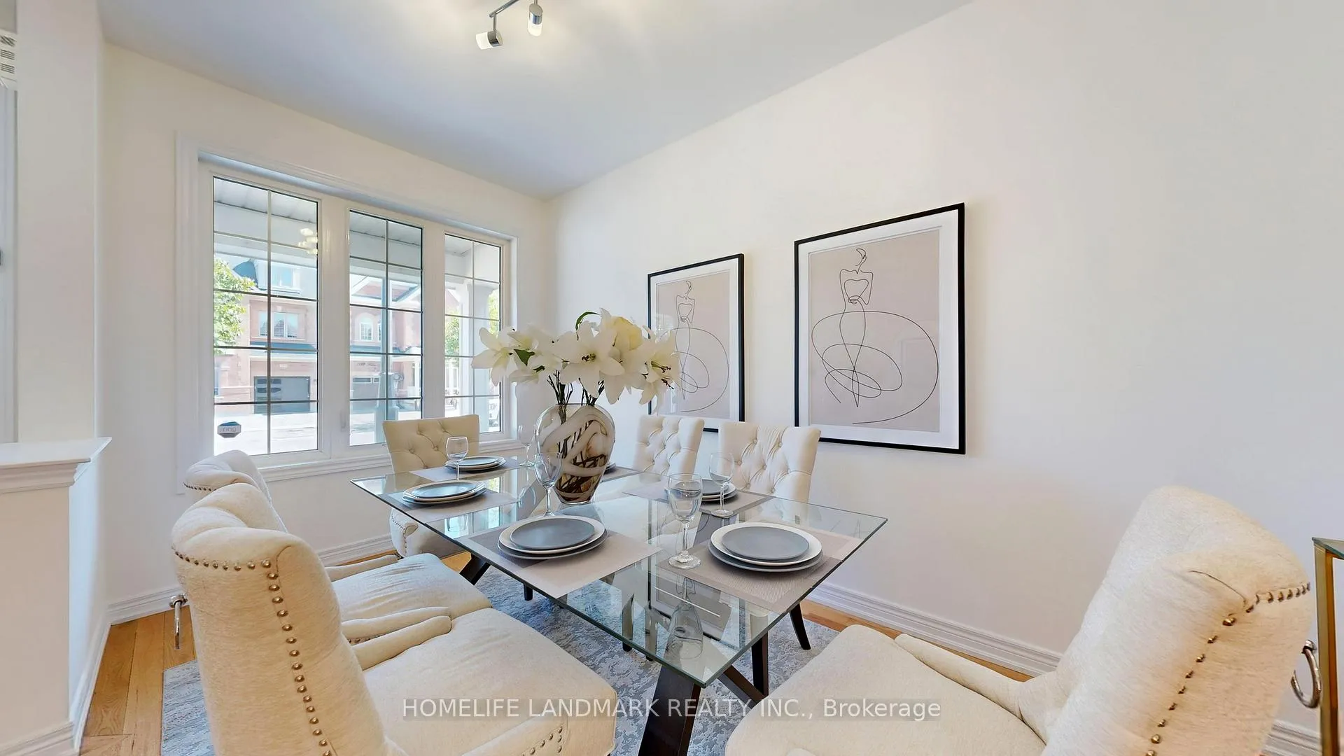 Photo 4 of 116 Pelee Avenue, Vaughan, Kleinburg — HOMEH