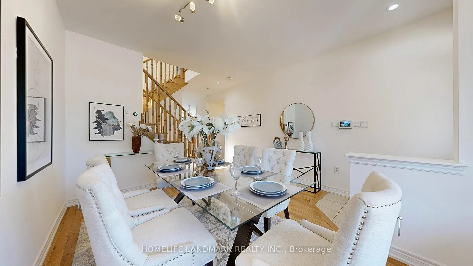 Photo 5 of 116 Pelee Avenue, Vaughan, Kleinburg — HOMEH