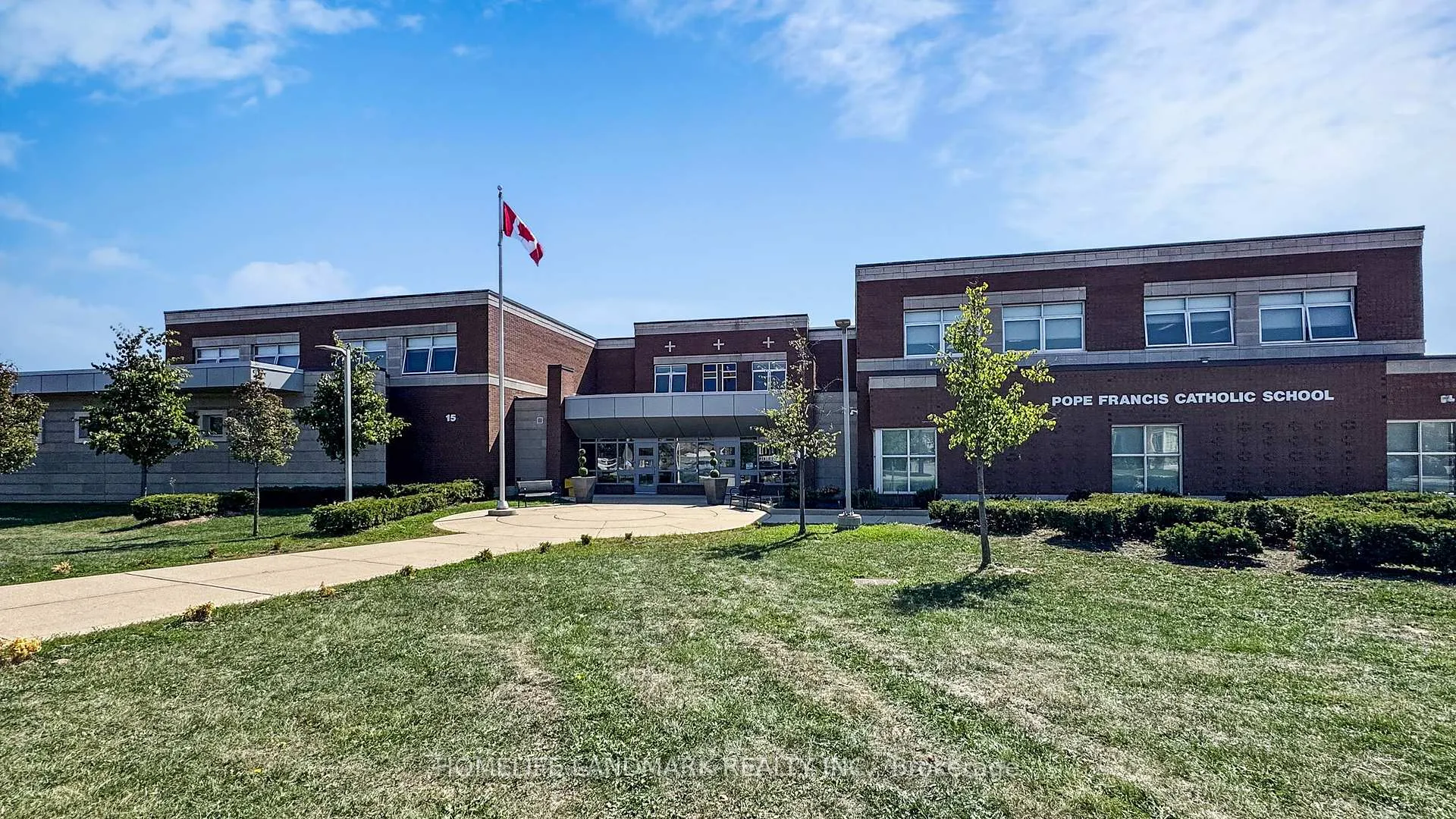 Photo 40 of 116 Pelee Avenue, Vaughan, Kleinburg — HOMEH