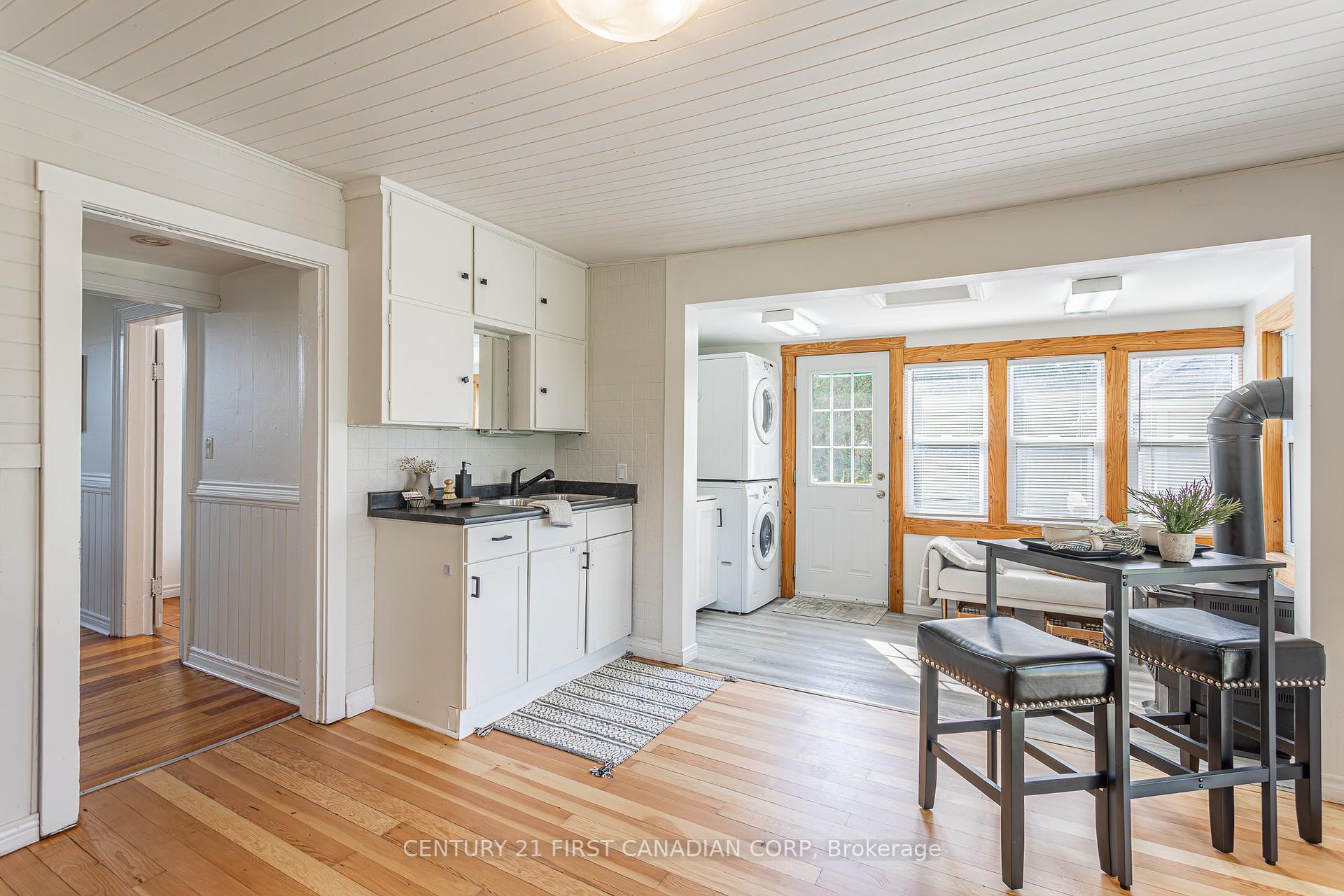 Photo 17 of 9398 Glendon Drive, Strathroy-Caradoc, Rural Strathroy-Caradoc — HOMEH