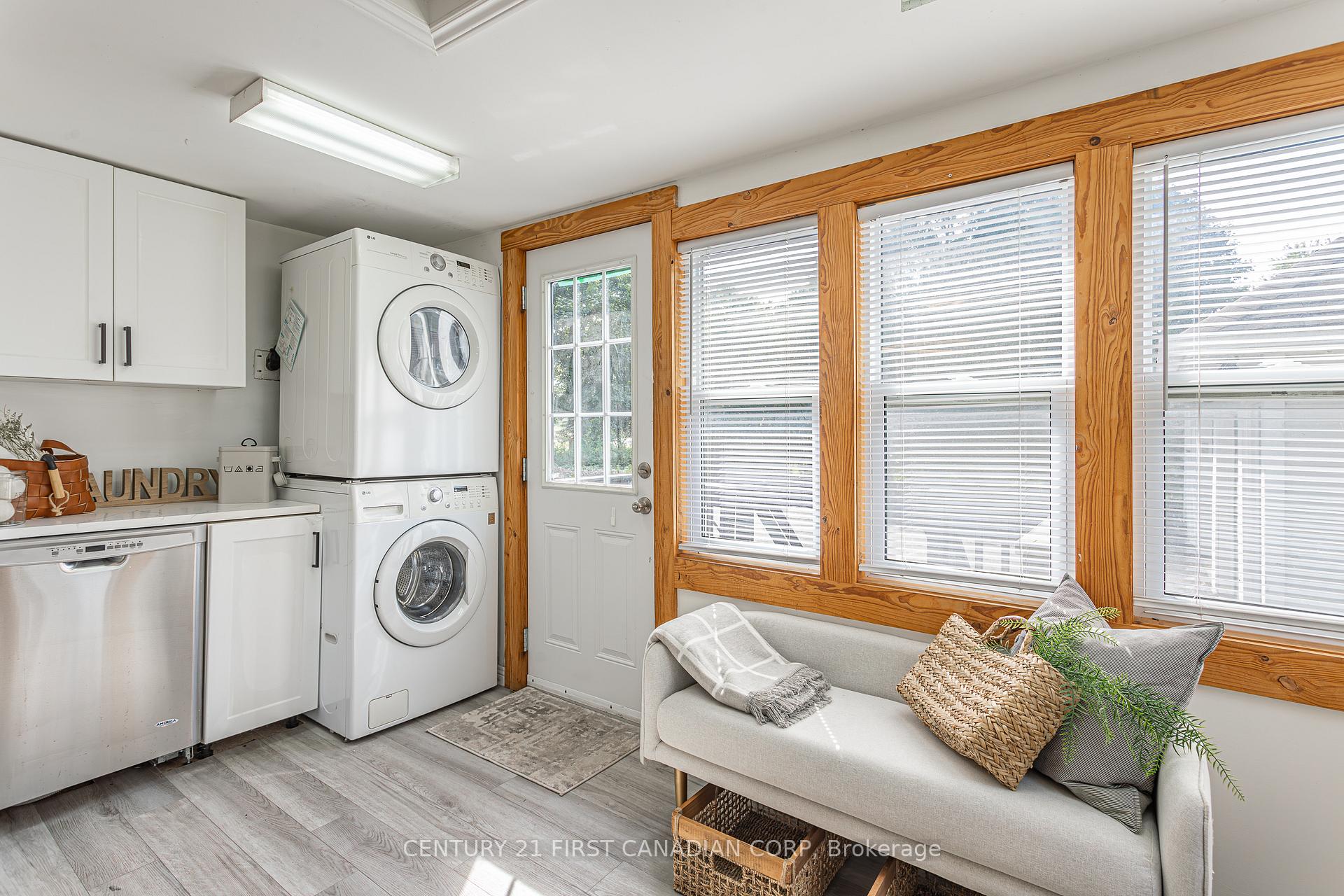 Photo 20 of 9398 Glendon Drive, Strathroy-Caradoc, Rural Strathroy-Caradoc — HOMEH