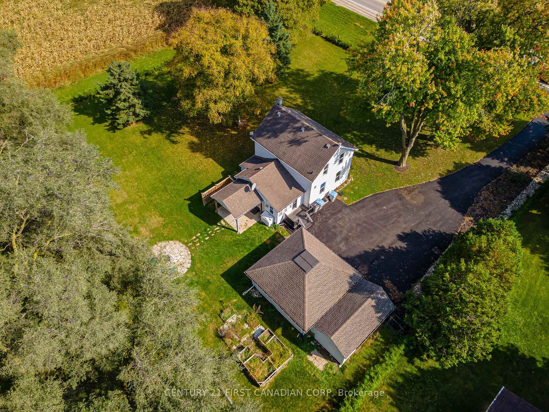 Photo 36 of 9398 Glendon Drive, Strathroy-Caradoc, Rural Strathroy-Caradoc — HOMEH