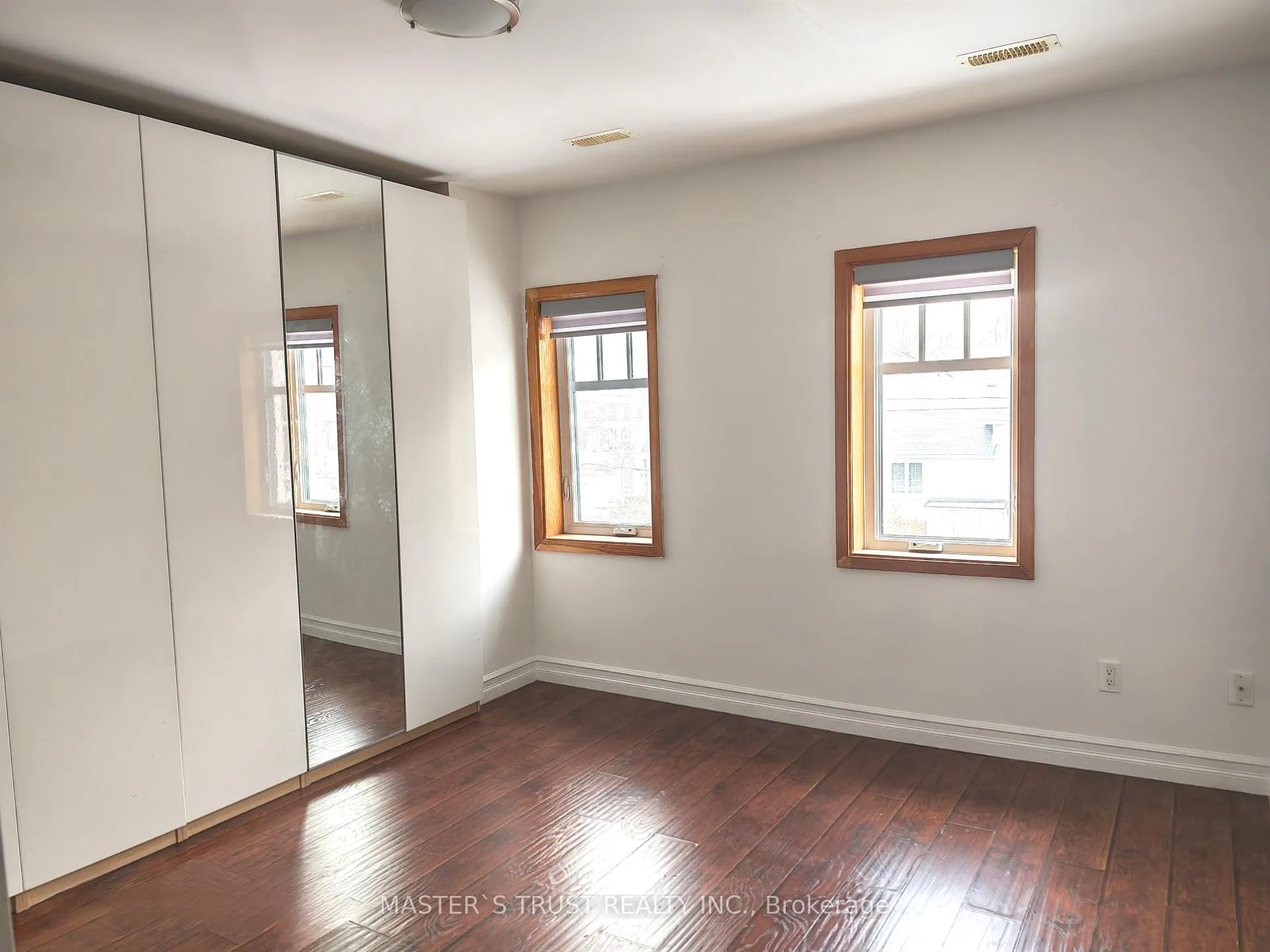 Photo 16 of 173 Lawrence Avenue E, Toronto, Lawrence Park North — HOMEH