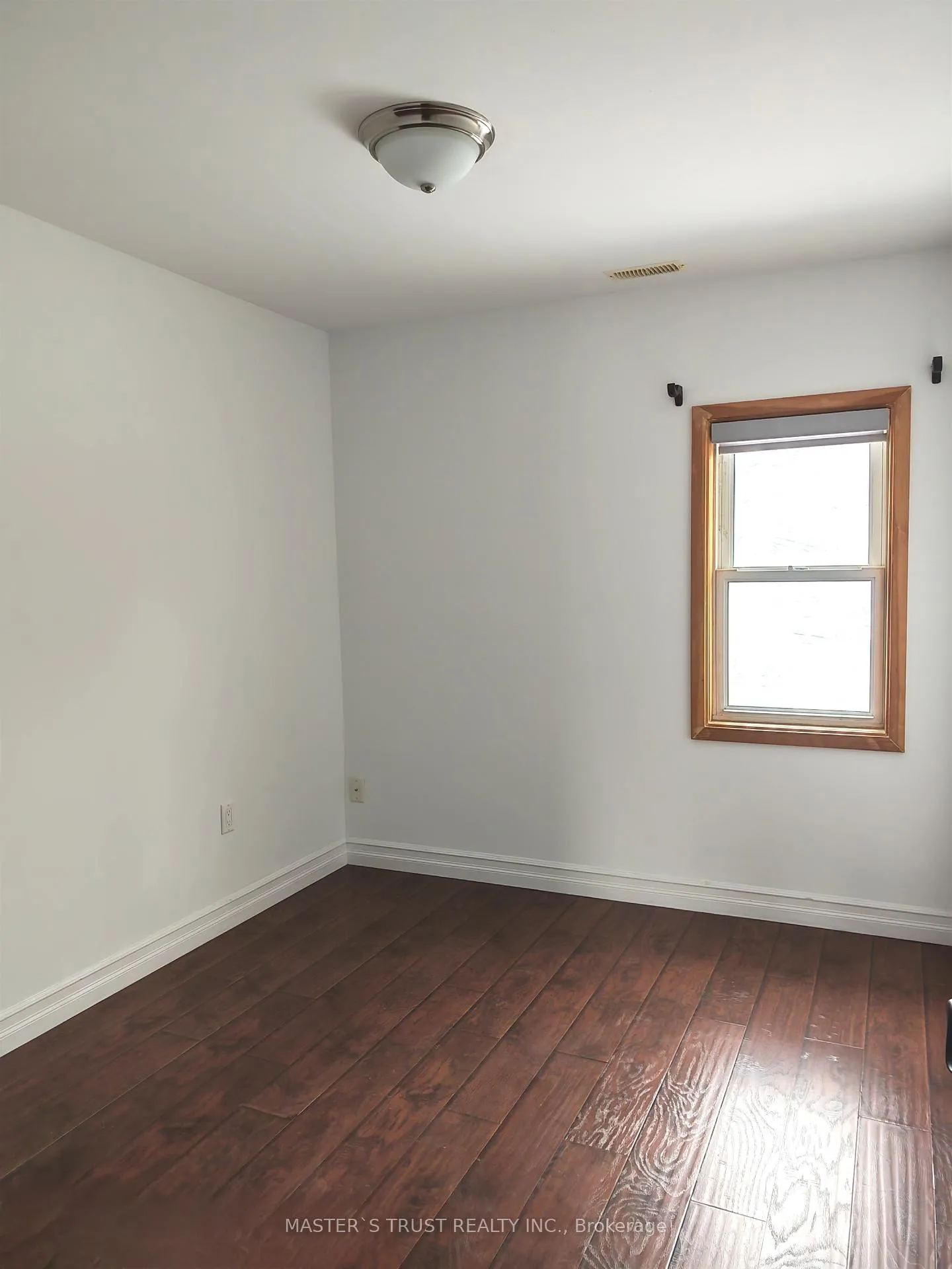 Photo 17 of 173 Lawrence Avenue E, Toronto, Lawrence Park North — HOMEH