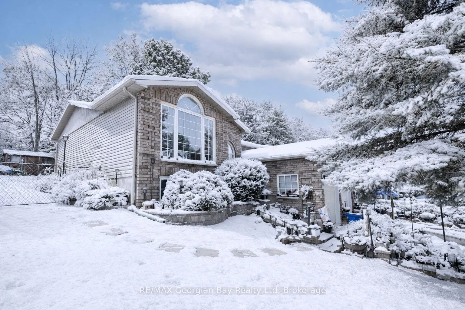 Front of 33 Anderson Crescent