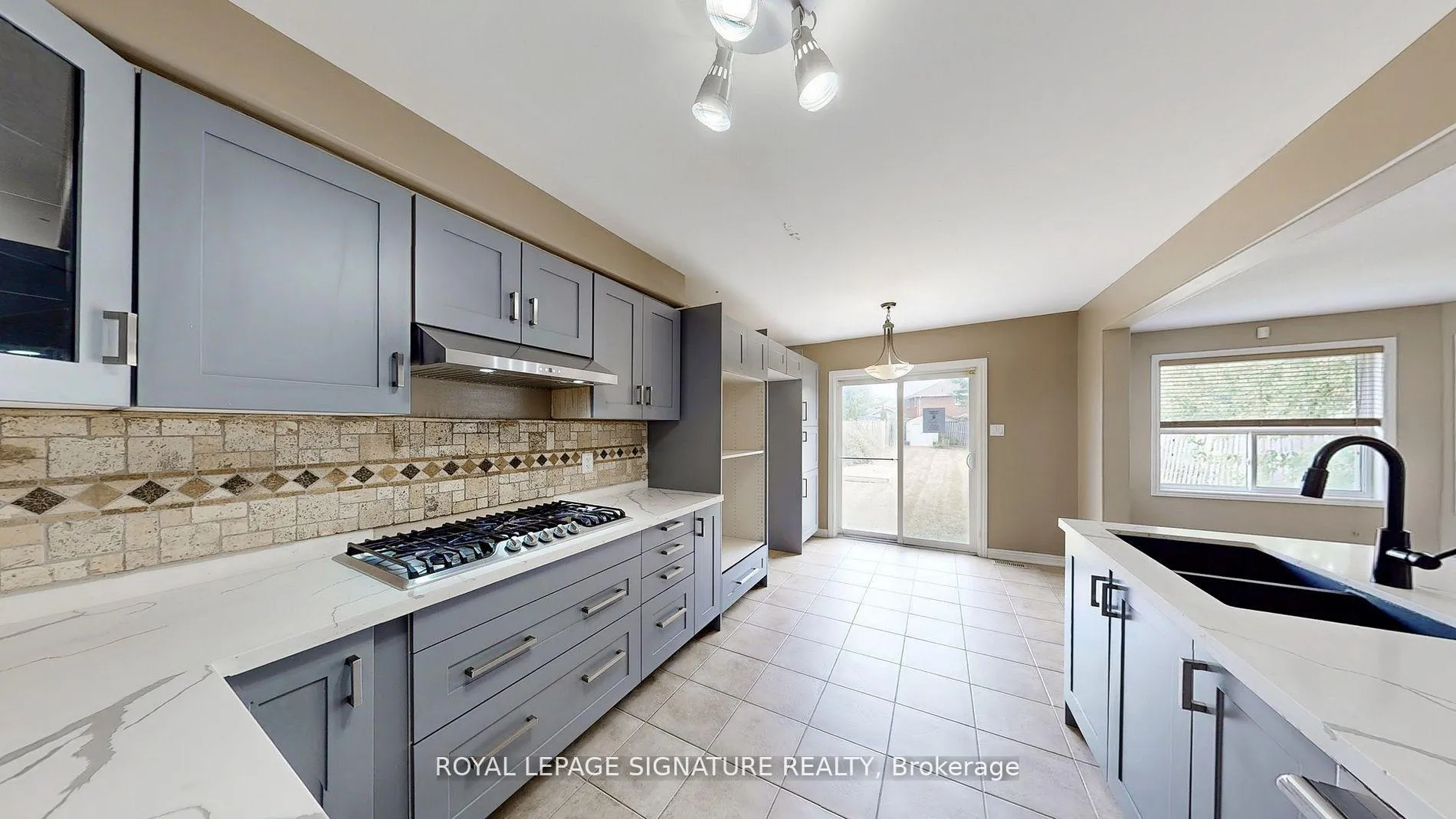 Photo 14 of 61 Buchanan Drive, New Tecumseth, Alliston — HOMEH