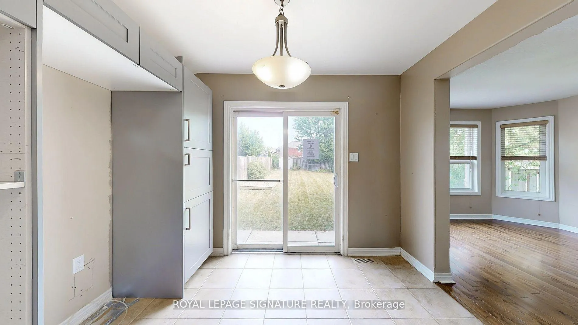 Photo 20 of 61 Buchanan Drive, New Tecumseth, Alliston — HOMEH