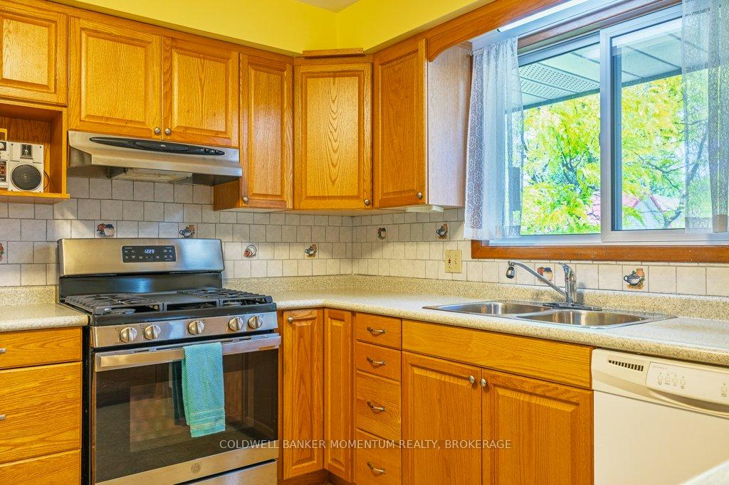 Photo 32 of 82 McDonald Avenue, Thorold, Thorold Downtown — HOMEH