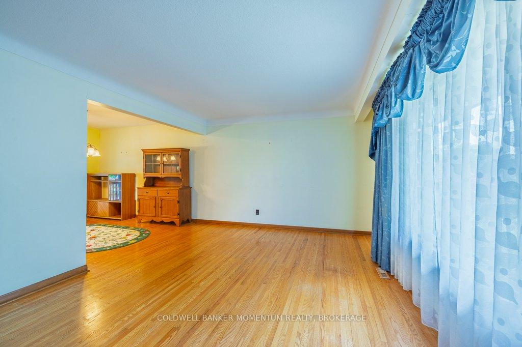 Photo 41 of 82 McDonald Avenue, Thorold, Thorold Downtown — HOMEH