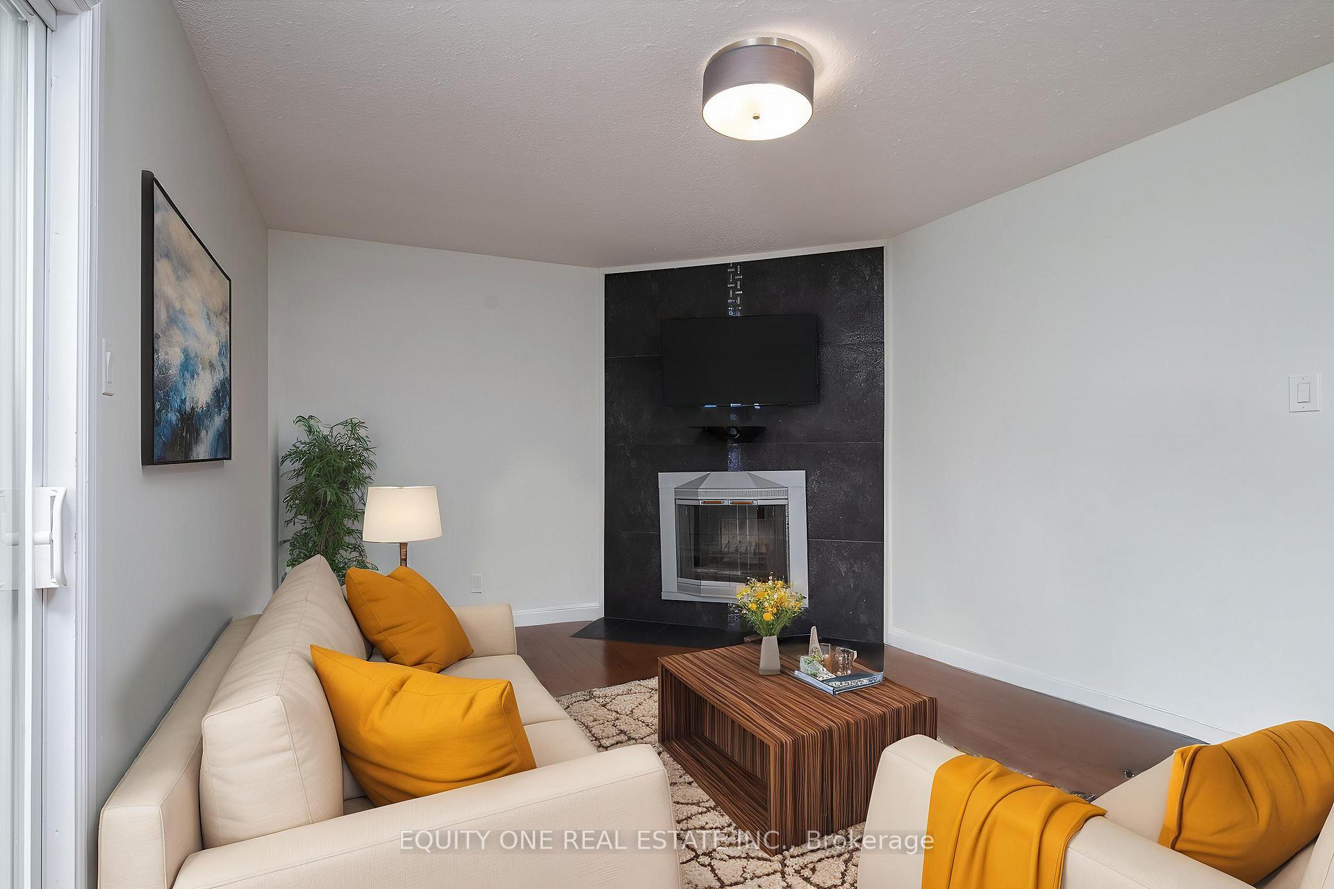 Photo 11 of 135 Medhurst Drive, Ottawa, Tanglewood — HOMEH