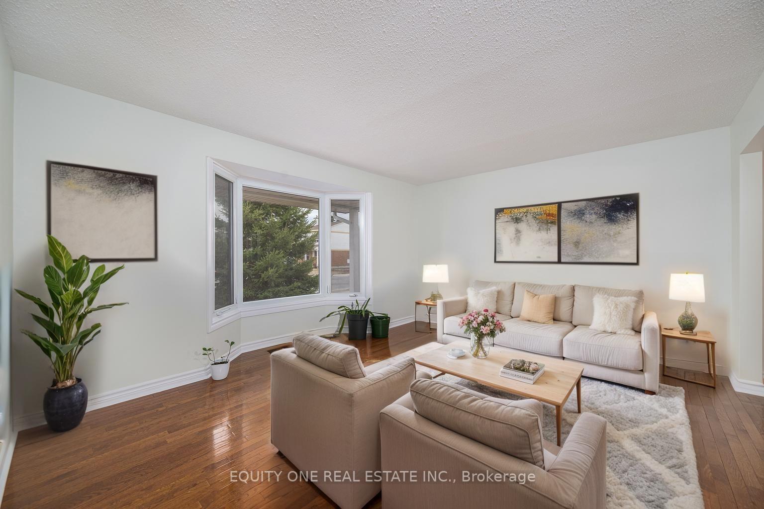 Photo 13 of 135 Medhurst Drive, Ottawa, Tanglewood — HOMEH