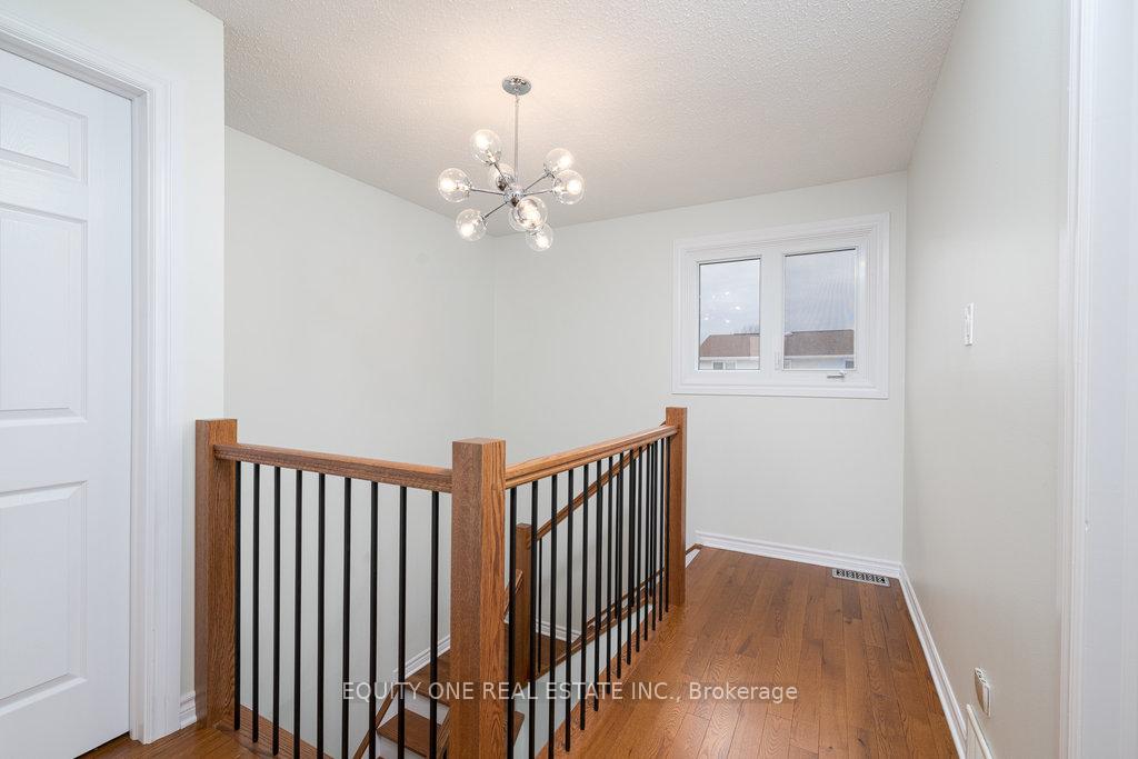 Photo 18 of 135 Medhurst Drive, Ottawa, Tanglewood — HOMEH