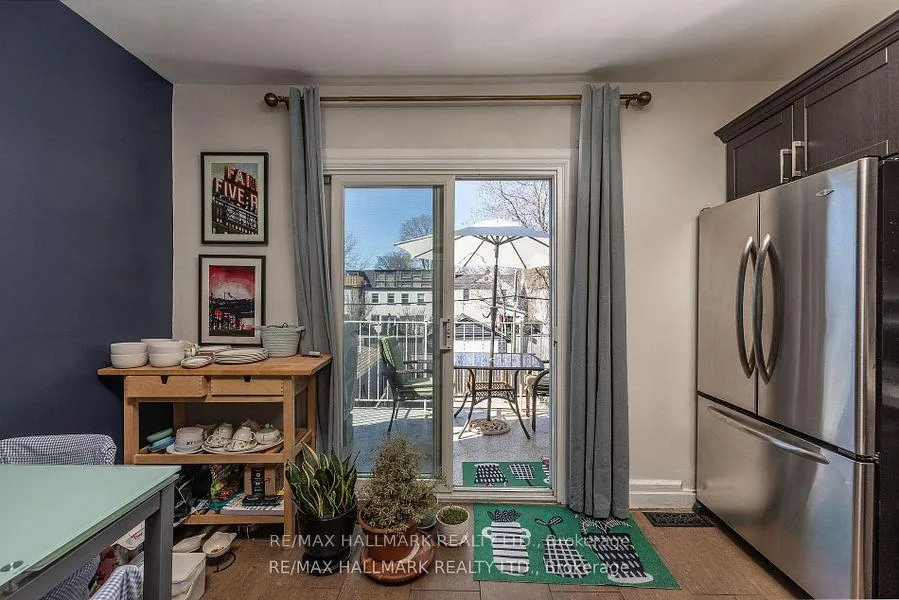 Photo 7 of Unit 2, 18 Pape Avenue, Toronto, South Riverdale — HOMEH