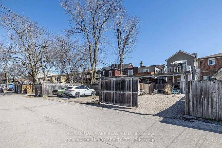 Photo 18 of Unit 2, 18 Pape Avenue, Toronto, South Riverdale — HOMEH
