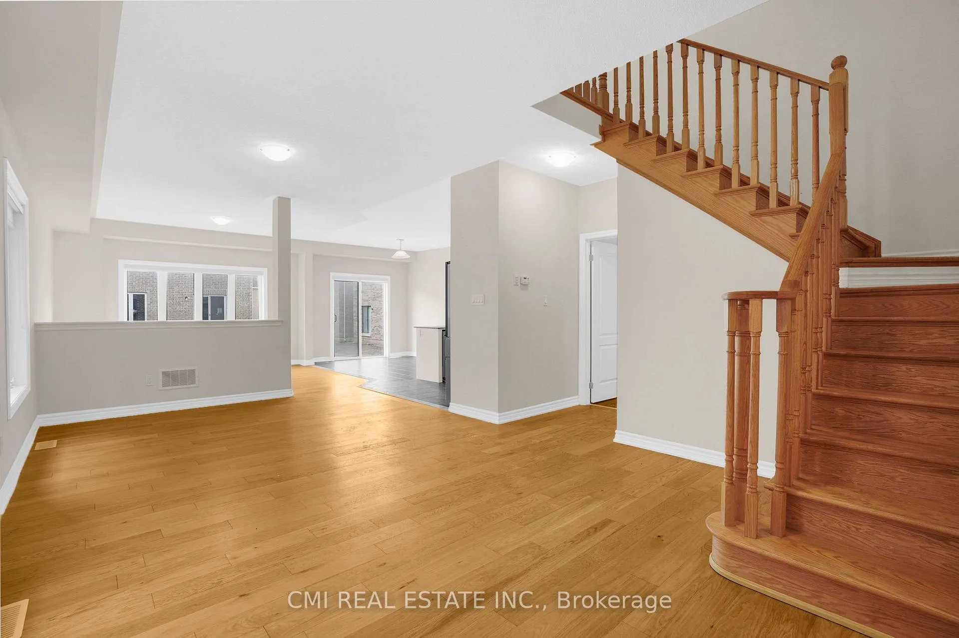 Photo 4 of 251 Palace Street, Thorold, Thorold Downtown — HOMEH