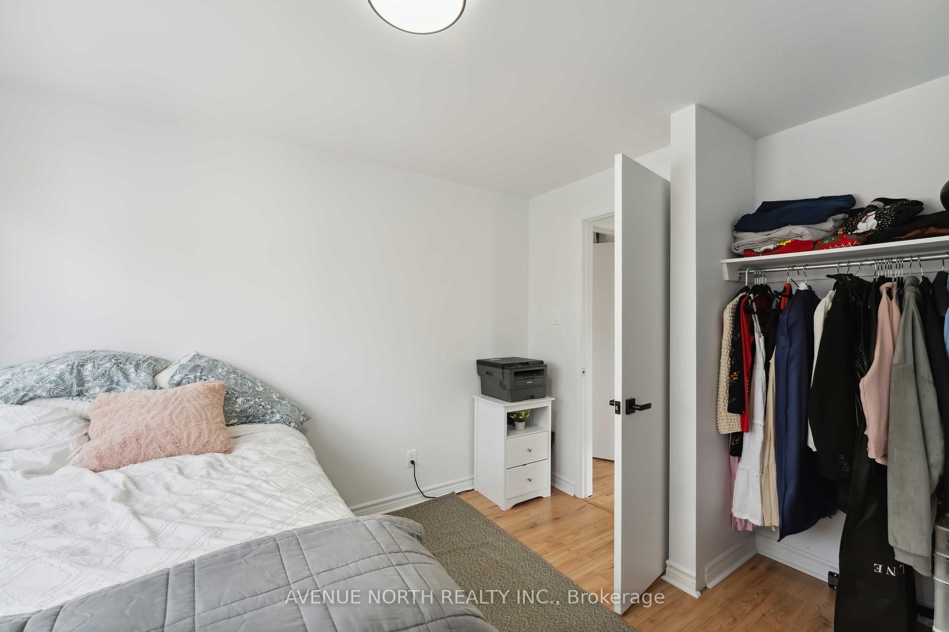 Photo 2 of 9 Kedgewick Court, Ottawa, Tanglewood — HOMEH