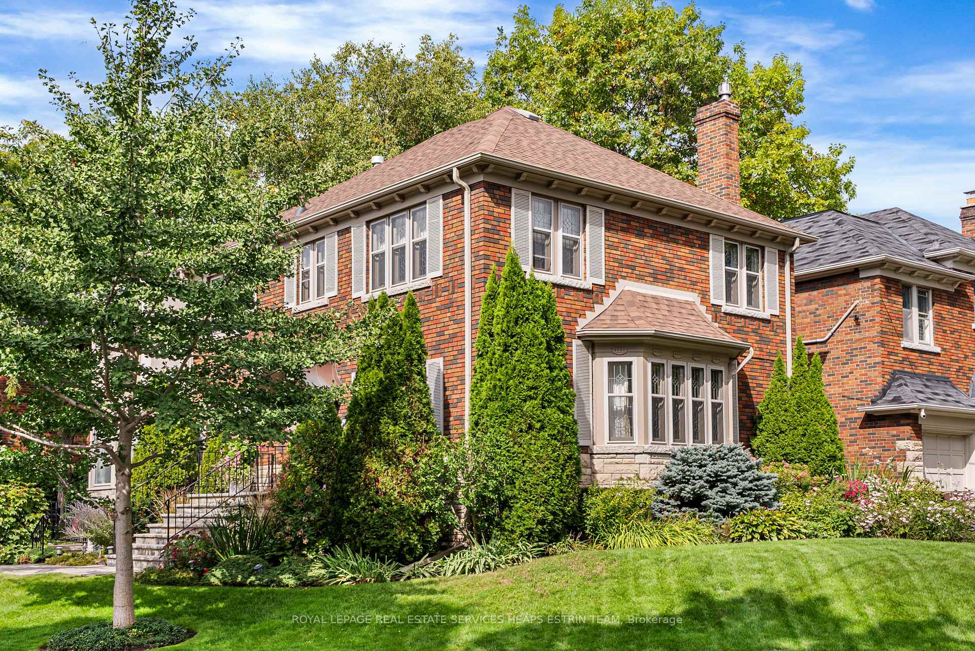 Photo 4 of 70 Bessborough Drive, Toronto, Leaside — HOMEH
