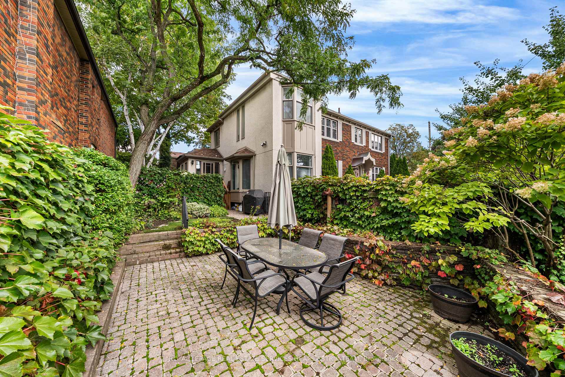 Photo 37 of 70 Bessborough Drive, Toronto, Leaside — HOMEH