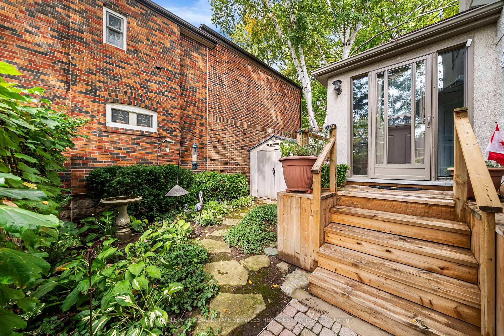 Photo 39 of 70 Bessborough Drive, Toronto, Leaside — HOMEH