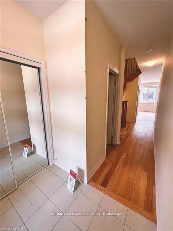Photo 2 of 29 Sun Haven Lane, Thorold, Rolling Meadows — HOMEH