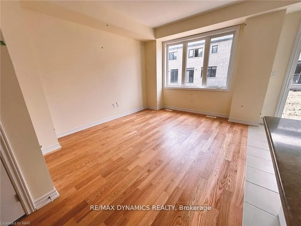 Photo 5 of 29 Sun Haven Lane, Thorold, Rolling Meadows — HOMEH
