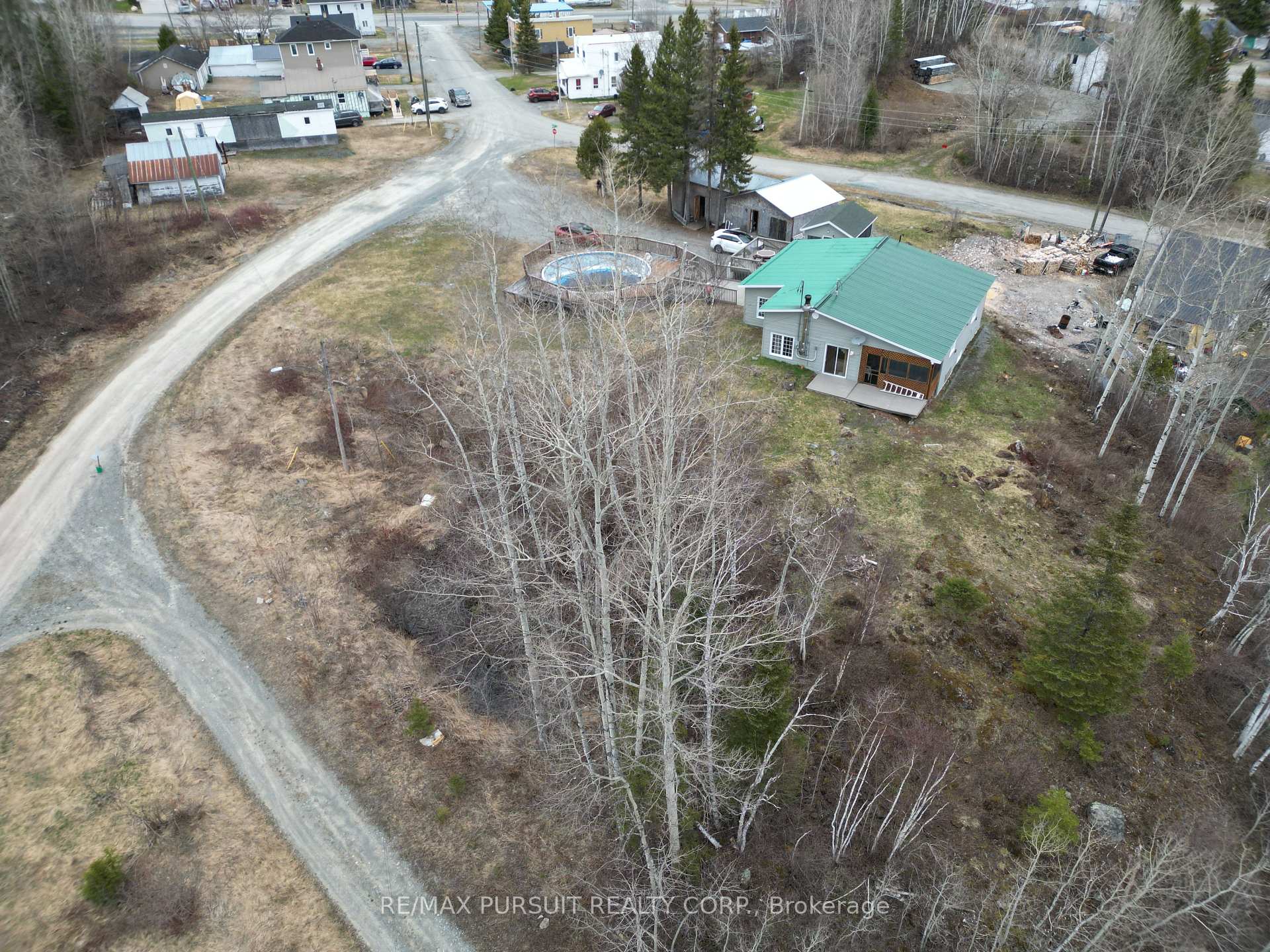 Photo 2 of 8 Townsley Avenue, Timiskaming, TIM - Outside - Rural — HOMEH