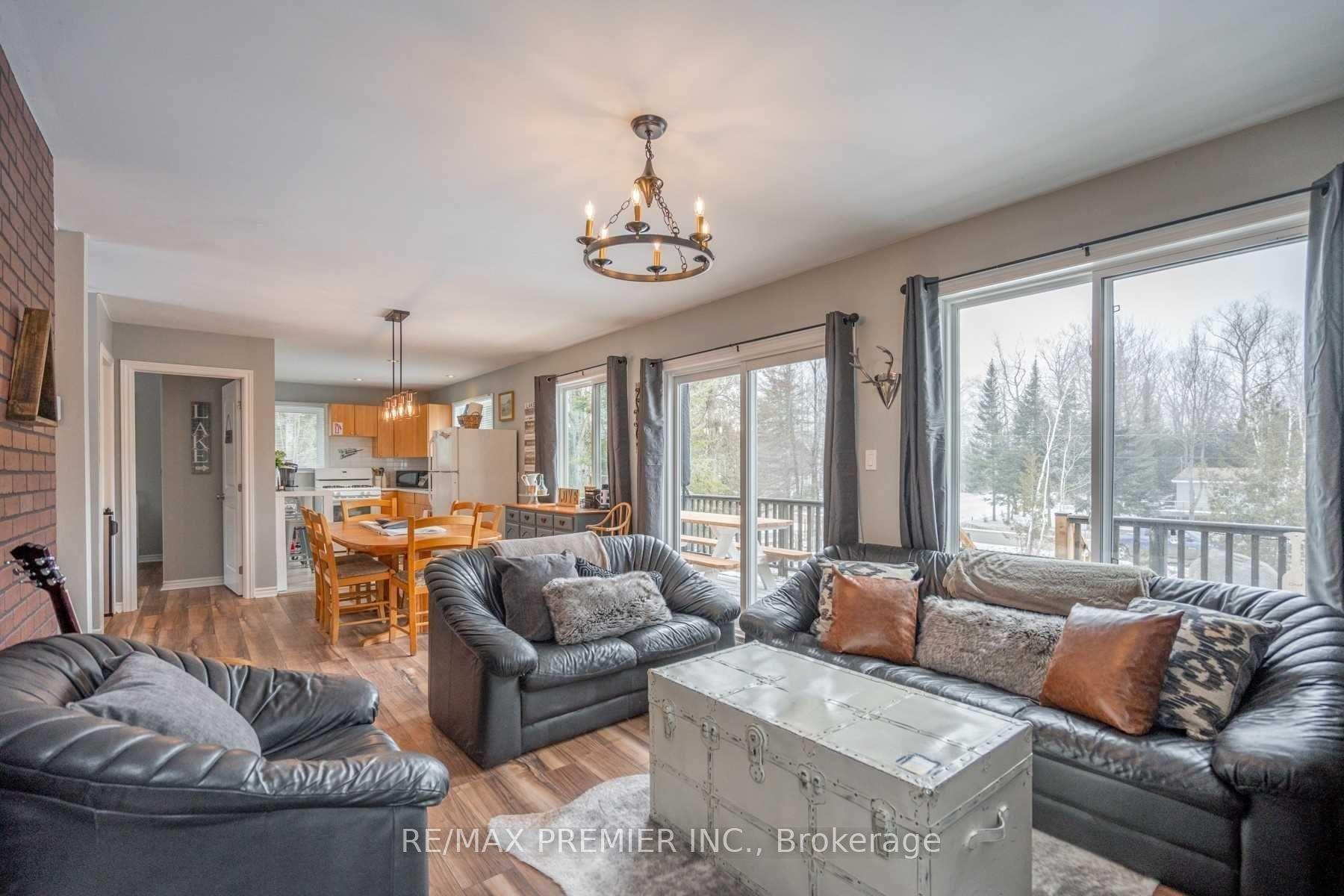 Photo 10 of 2288 Champlain Road, Tiny, Rural Tiny — HOMEH