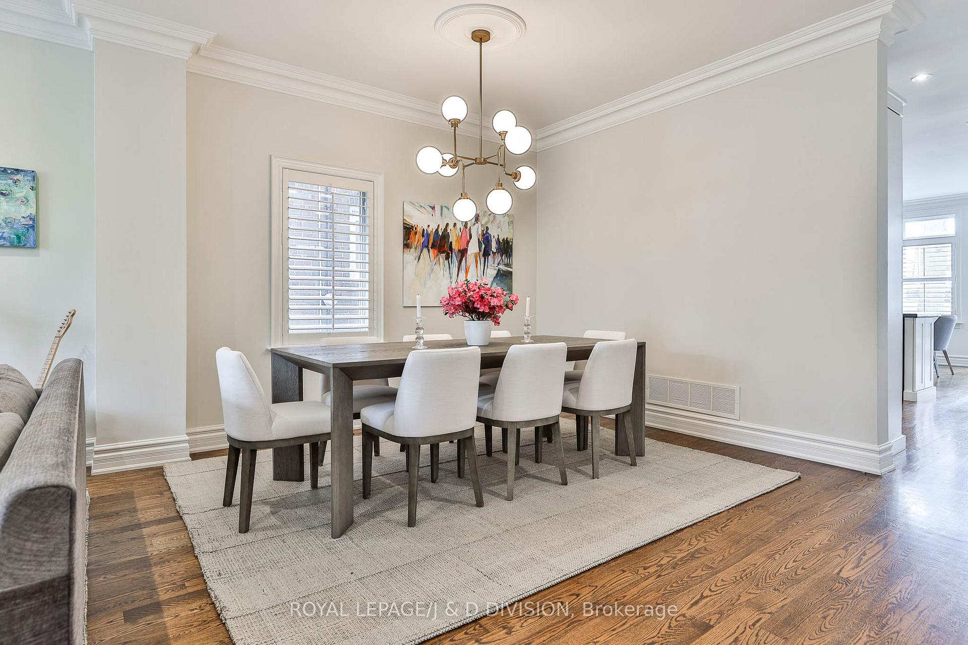 Photo 5 of 84 Donegall Drive, Toronto, Leaside — HOMEH