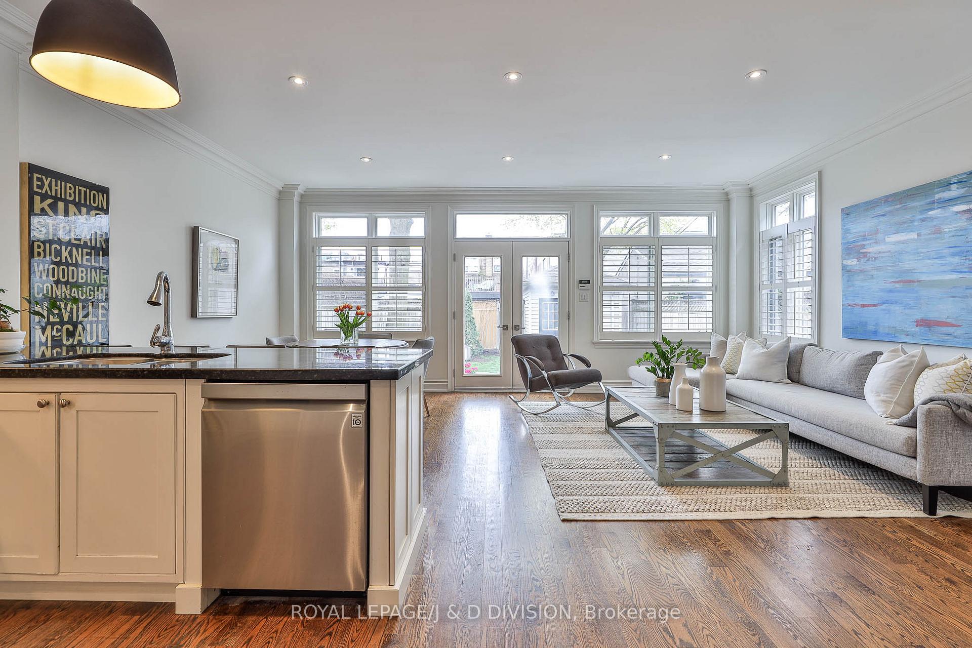 Photo 9 of 84 Donegall Drive, Toronto, Leaside — HOMEH