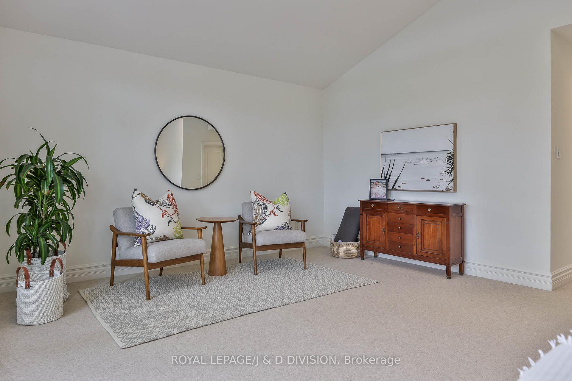 Photo 29 of 84 Donegall Drive, Toronto, Leaside — HOMEH