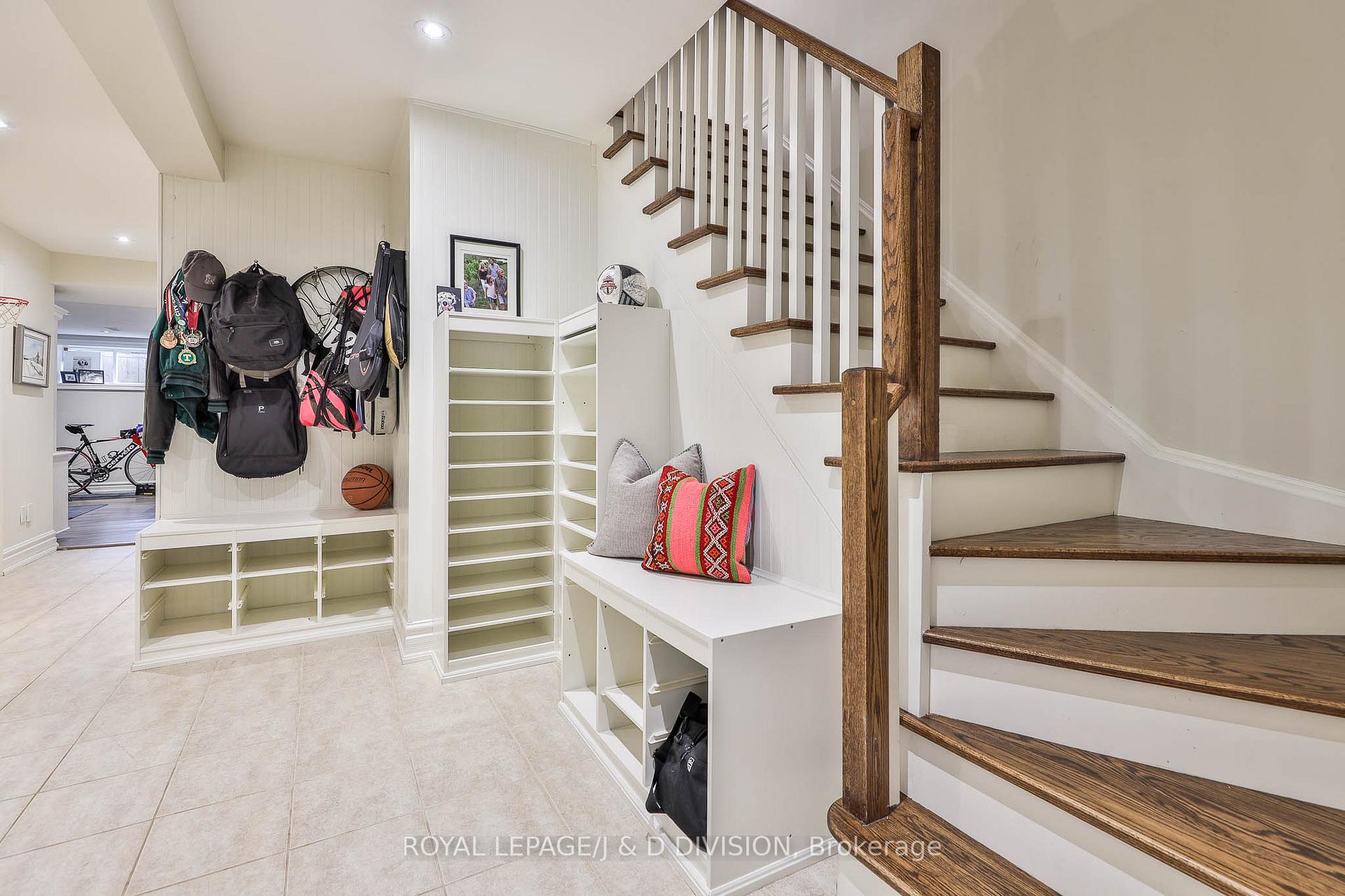 Photo 31 of 84 Donegall Drive, Toronto, Leaside — HOMEH