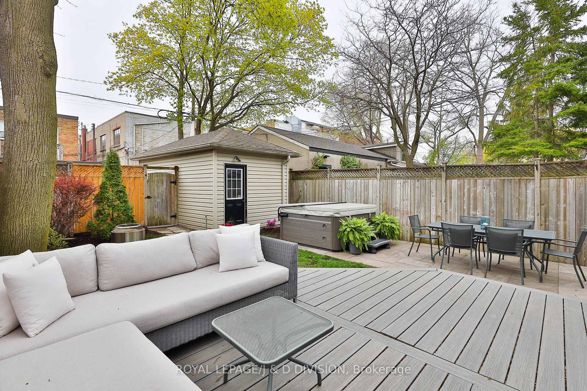 Photo 37 of 84 Donegall Drive, Toronto, Leaside — HOMEH